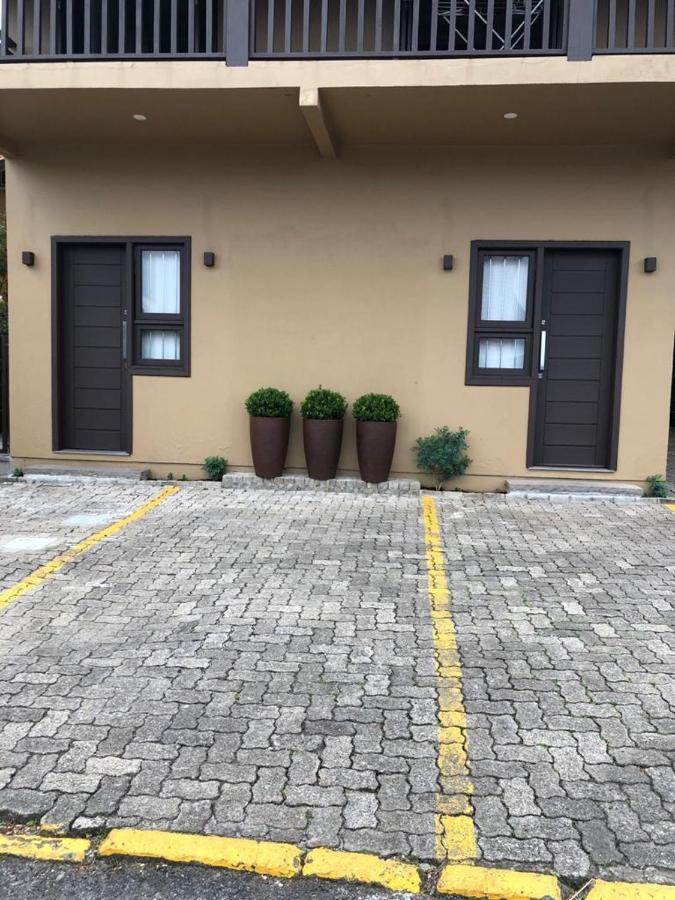Apartamento Luxo Em Gramado Appartement Buitenkant foto